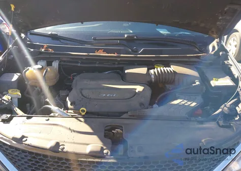 2017 Chrysler Pacifica Touring-L from USA, damaged, VIN 2C4RC1BG7HR712294